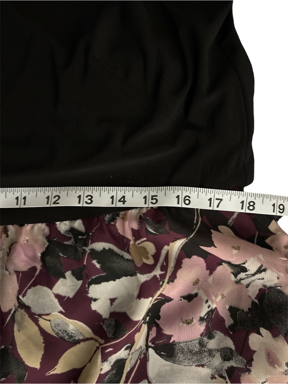 SLNY Size 14 Black Burgundy Floral Chiffon Maxi Dress with call outs - Picture 5 of 7